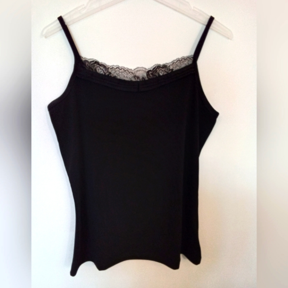 Cleo Women's Black Spaghetti Strap Pintuck Detailing Lace Neckline Camisole XS